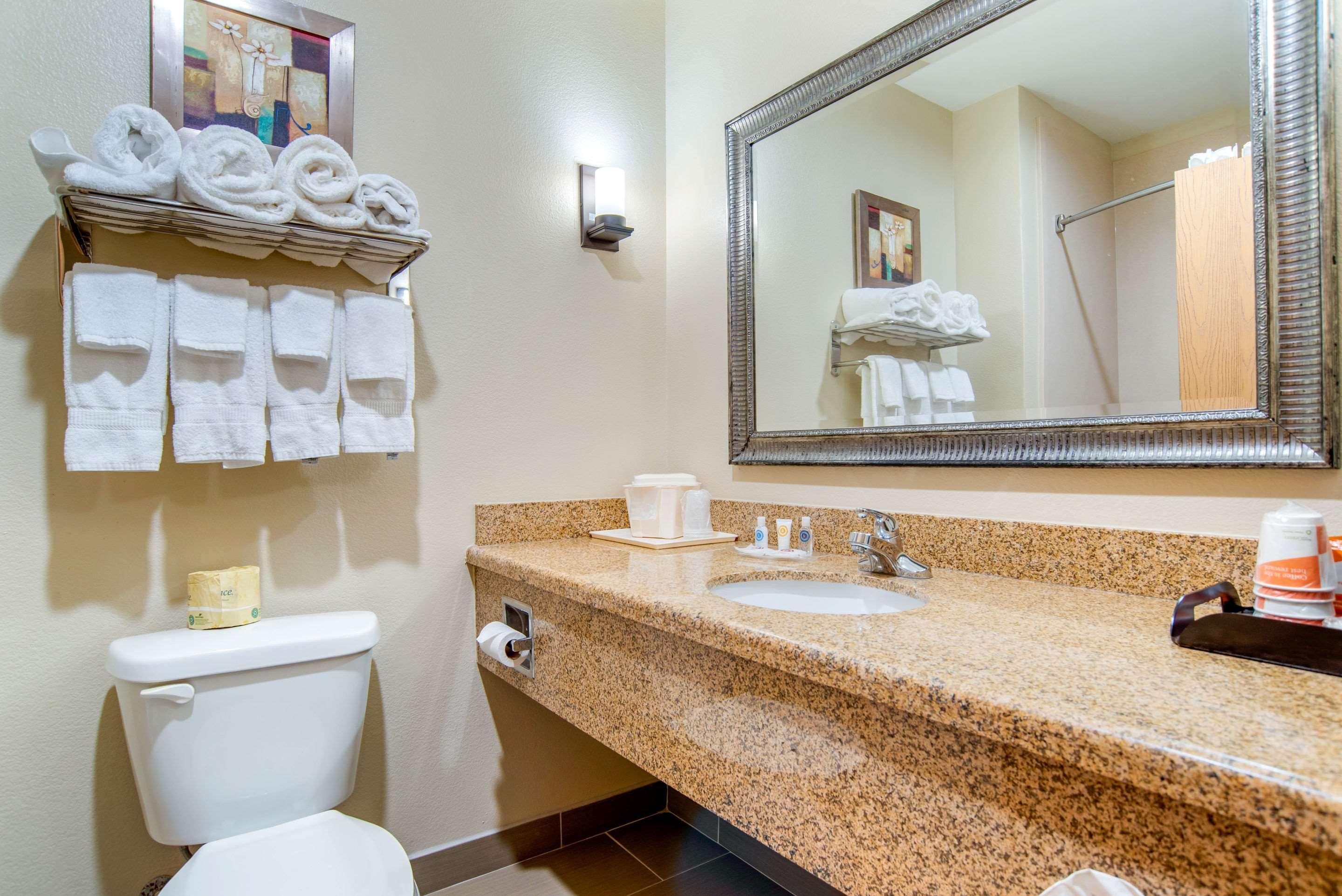 Comfort Suites Gulfport Luaran gambar