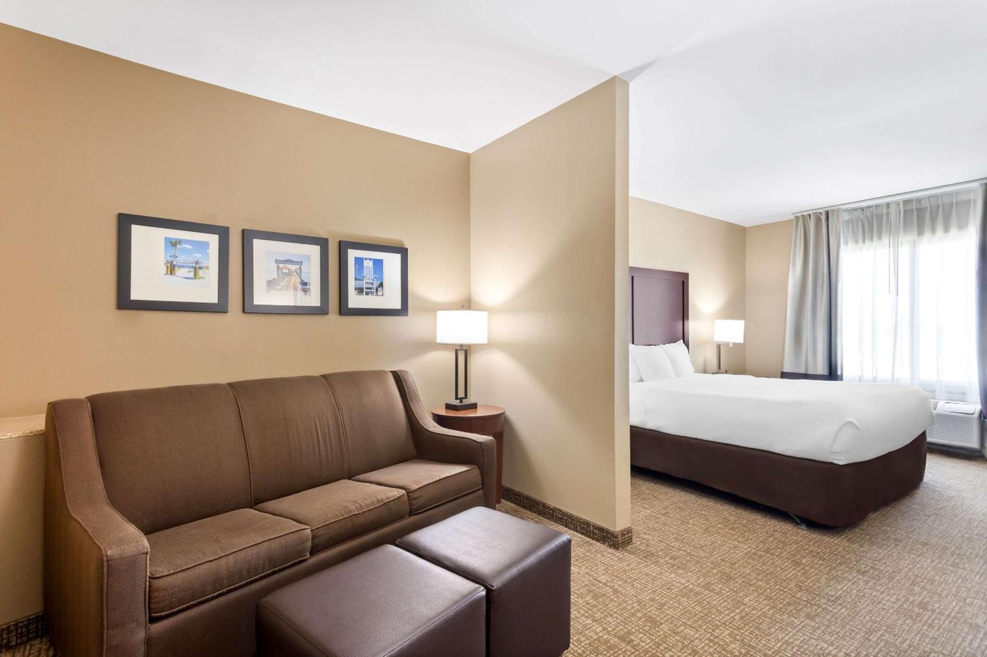 Comfort Suites Gulfport Luaran gambar