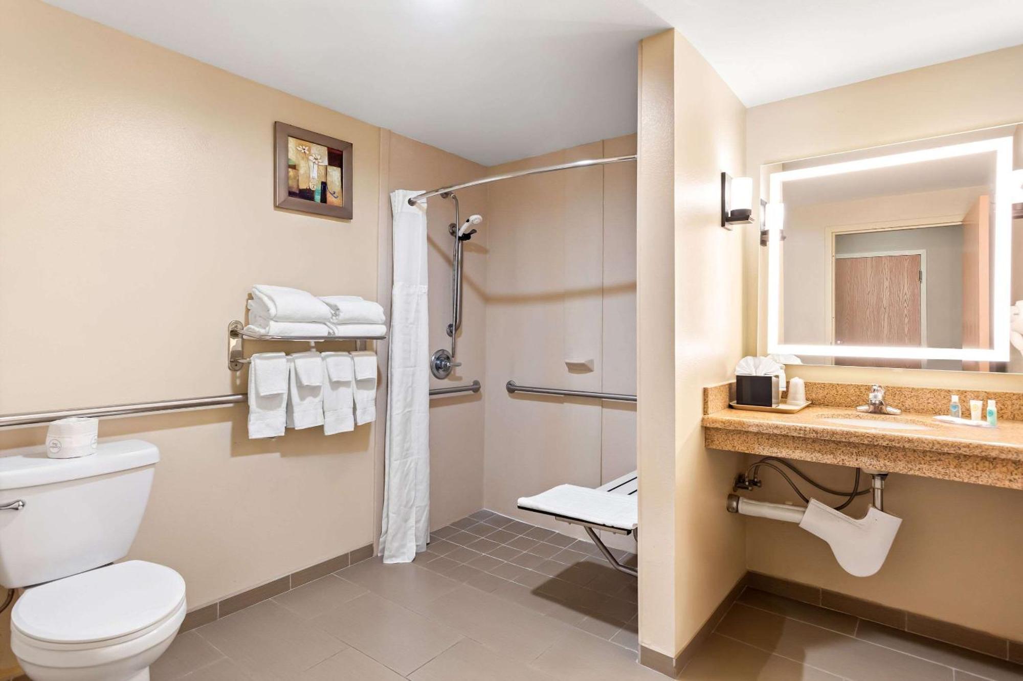 Comfort Suites Gulfport Luaran gambar