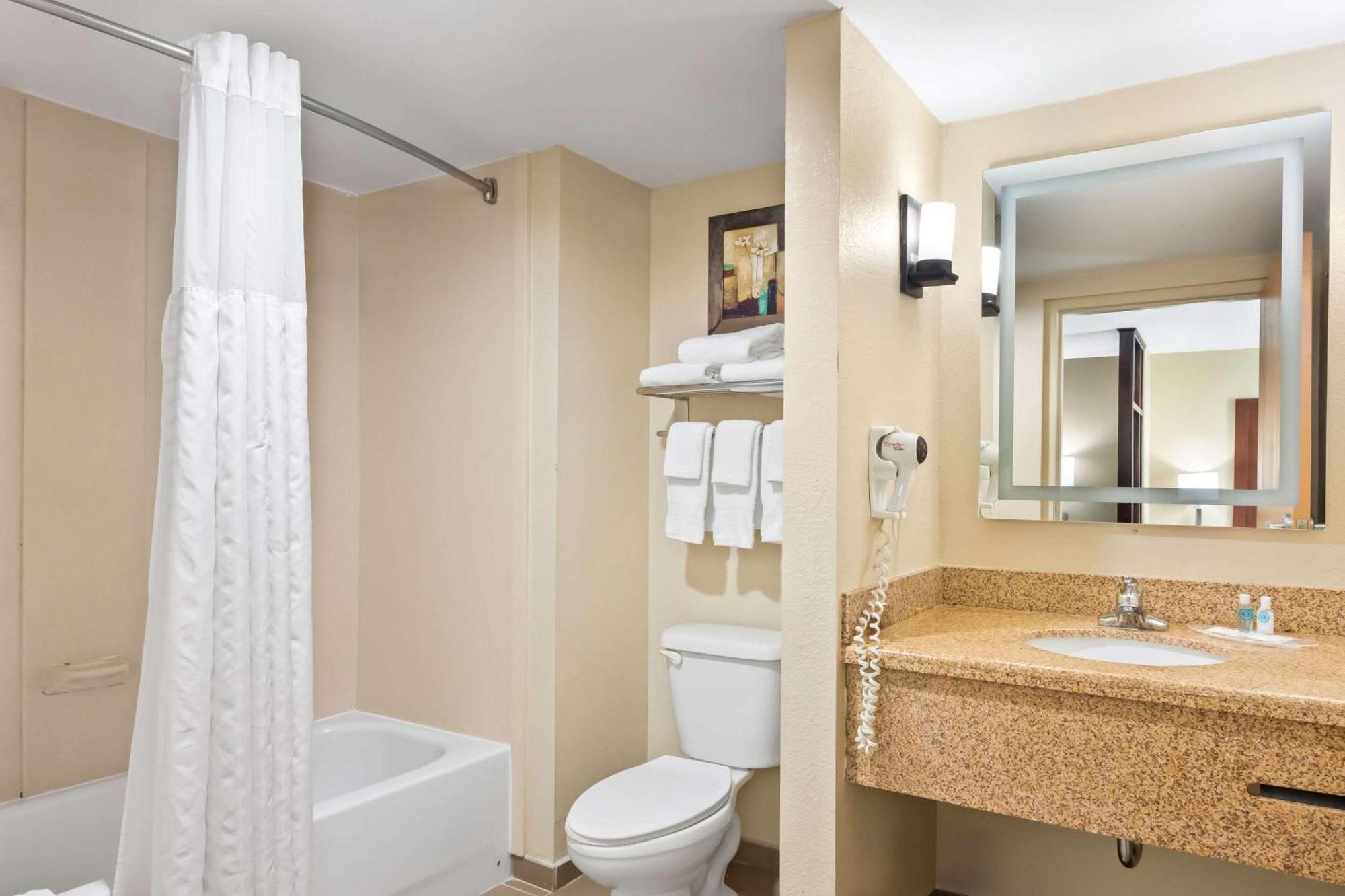 Comfort Suites Gulfport Luaran gambar