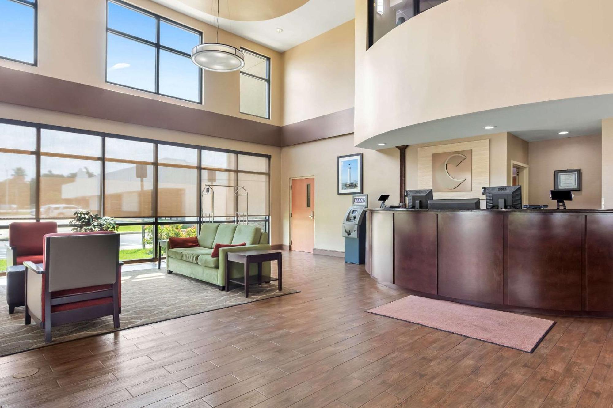 Comfort Suites Gulfport Luaran gambar